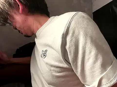 Men-esthe-Live's avatar