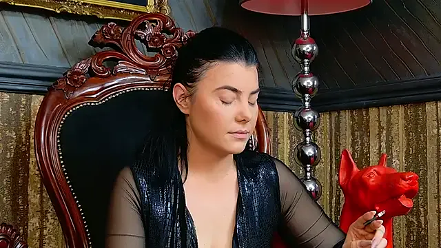 MistressEly's avatar