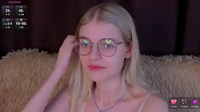 MonicaShiny's avatar