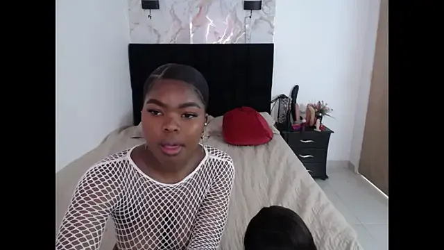 Nicole_Colette_'s avatar