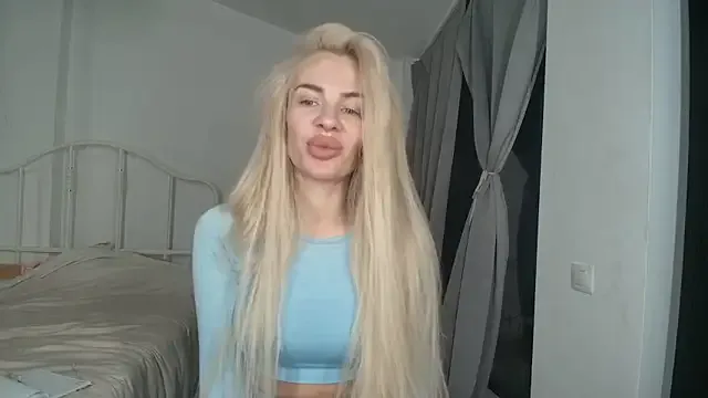 Roshana16 — Private on StripChat