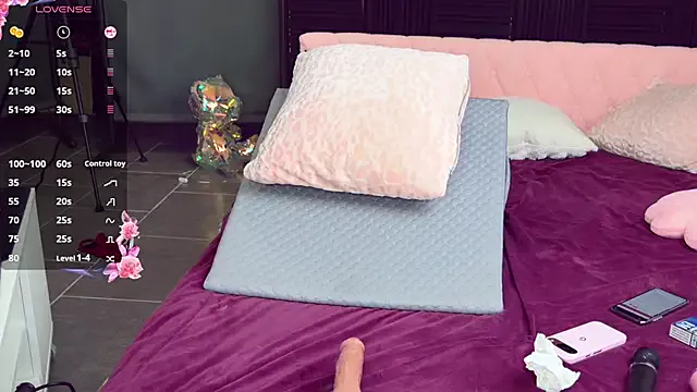 sarah_sky_official's avatar