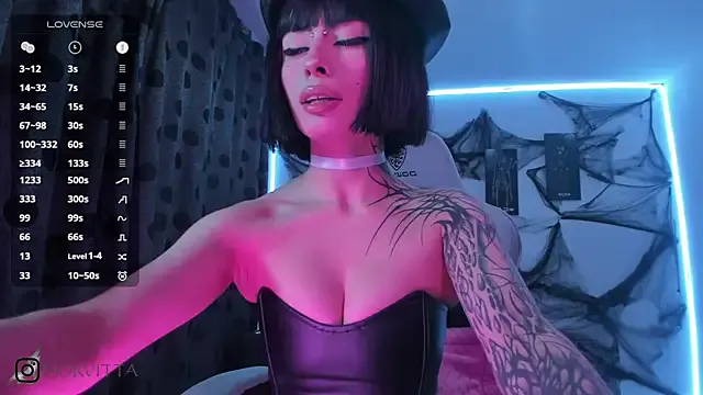 StripChat satanbabee is Freechat satanbabee — Oil body