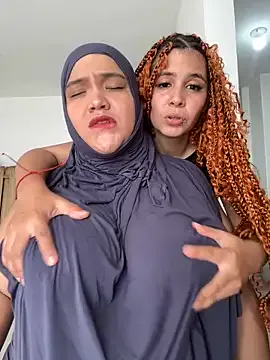 sweetmuslim01 — fuck sexmachine lucy y sofia  