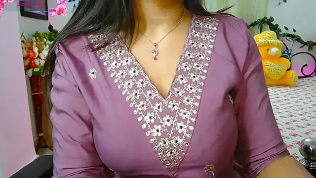 StripChat thyAnvi is Freechat thyAnvi — choclate on nipples