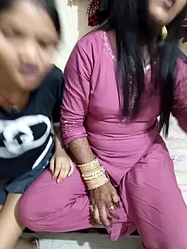 StripChat Unique_MomandDaughterrs is Group Unique_MomandDaughterrs — asss show