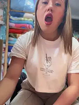 VIOLETA-25_'s avatar