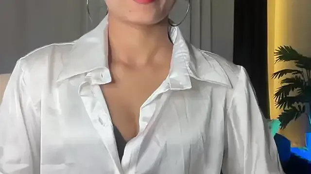 Wow-nisha — be toples