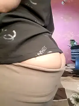 yourkajal model from StripChat